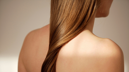 Natural vs. Chemical Ingredients in Keratin Treatments: Comparing Efficacy and Safety